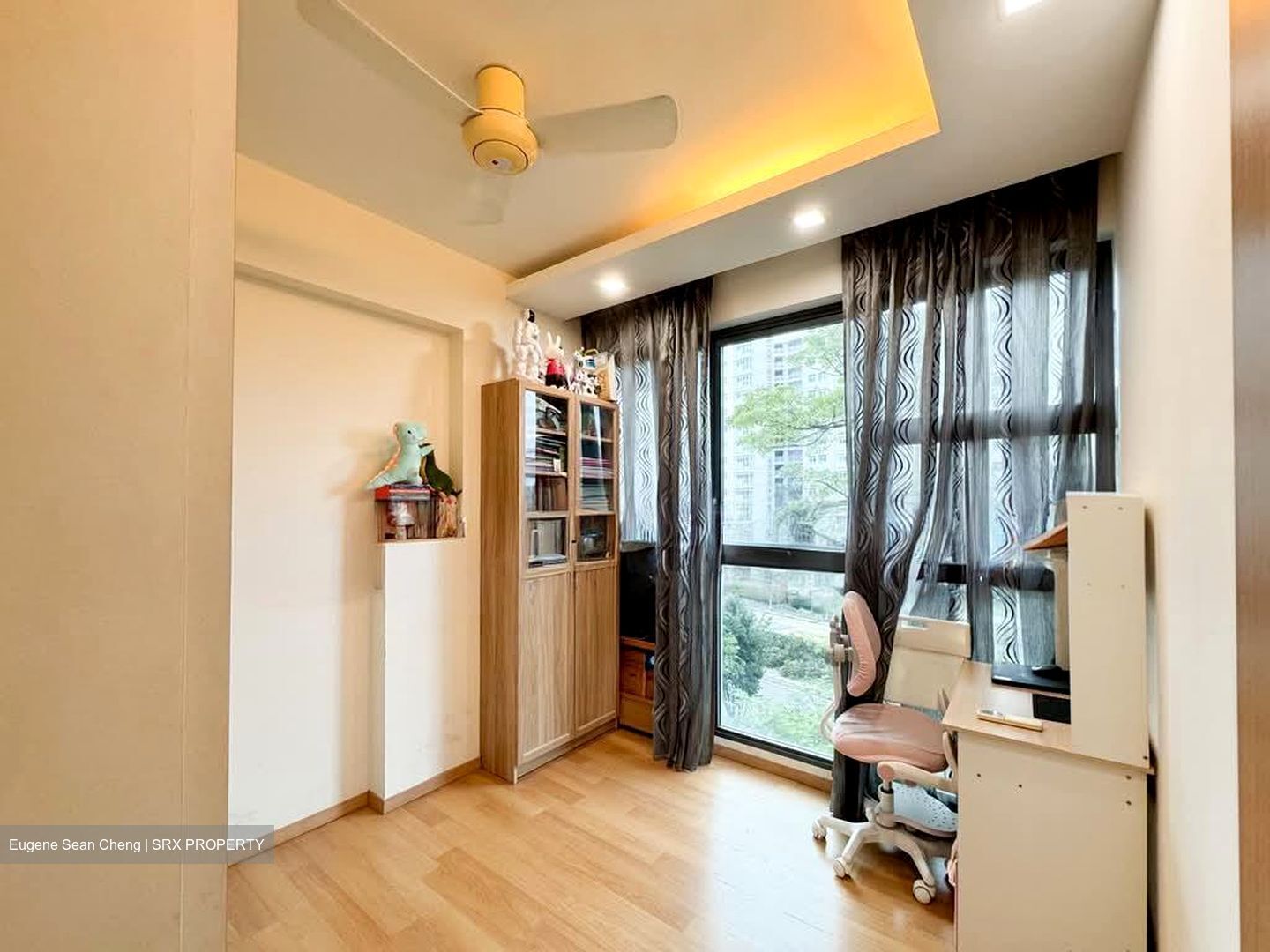 Prive (D19), Condominium #565699511